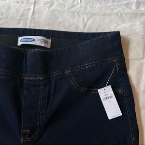 NWT Old Navy Mid Rise Super Skinny Rockstar Jeggings (dark wash, size 10)